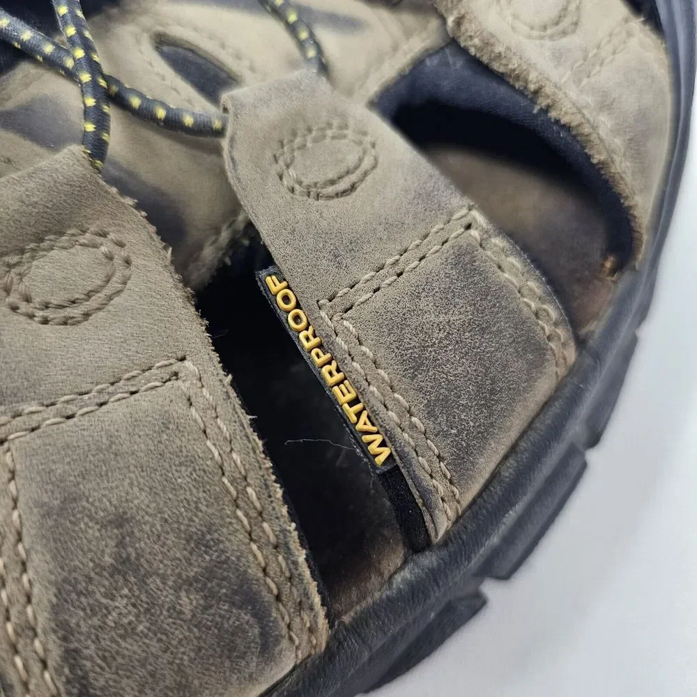 Keen Newport H2 Hiking Mens 10.5 Brown Gray Sandals‎ Waterproof Bungee Cord